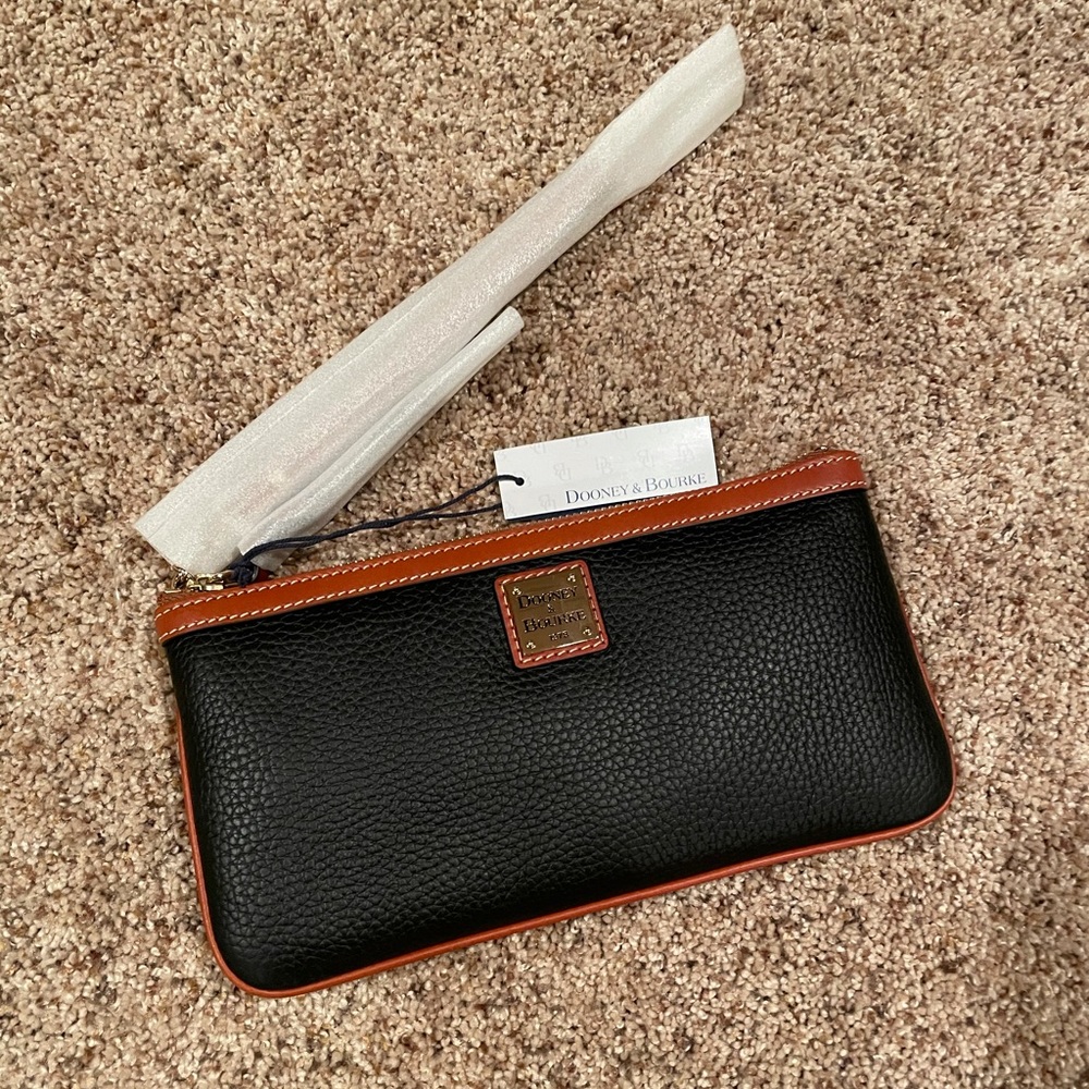 Dooney & Bourke Wristlet